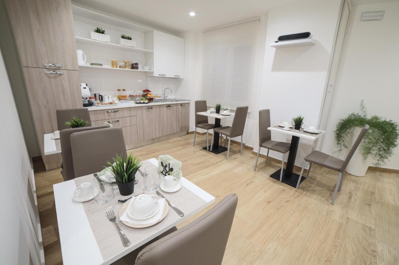 Green - Bed And Breakfast A カストロヴィッラリ エクステリア 写真